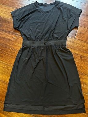 lululemon athletica Black Relaxed Waist Dress